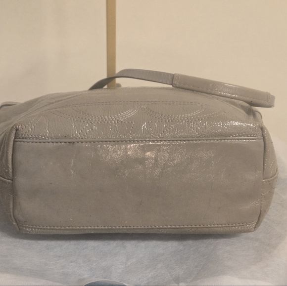 Coach Patent Leather Shoulderbag Tote - Picture 12 of 15